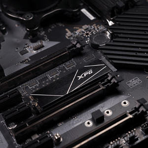 XPG 2TB S70 BLADE M.2 NVME Gen 4